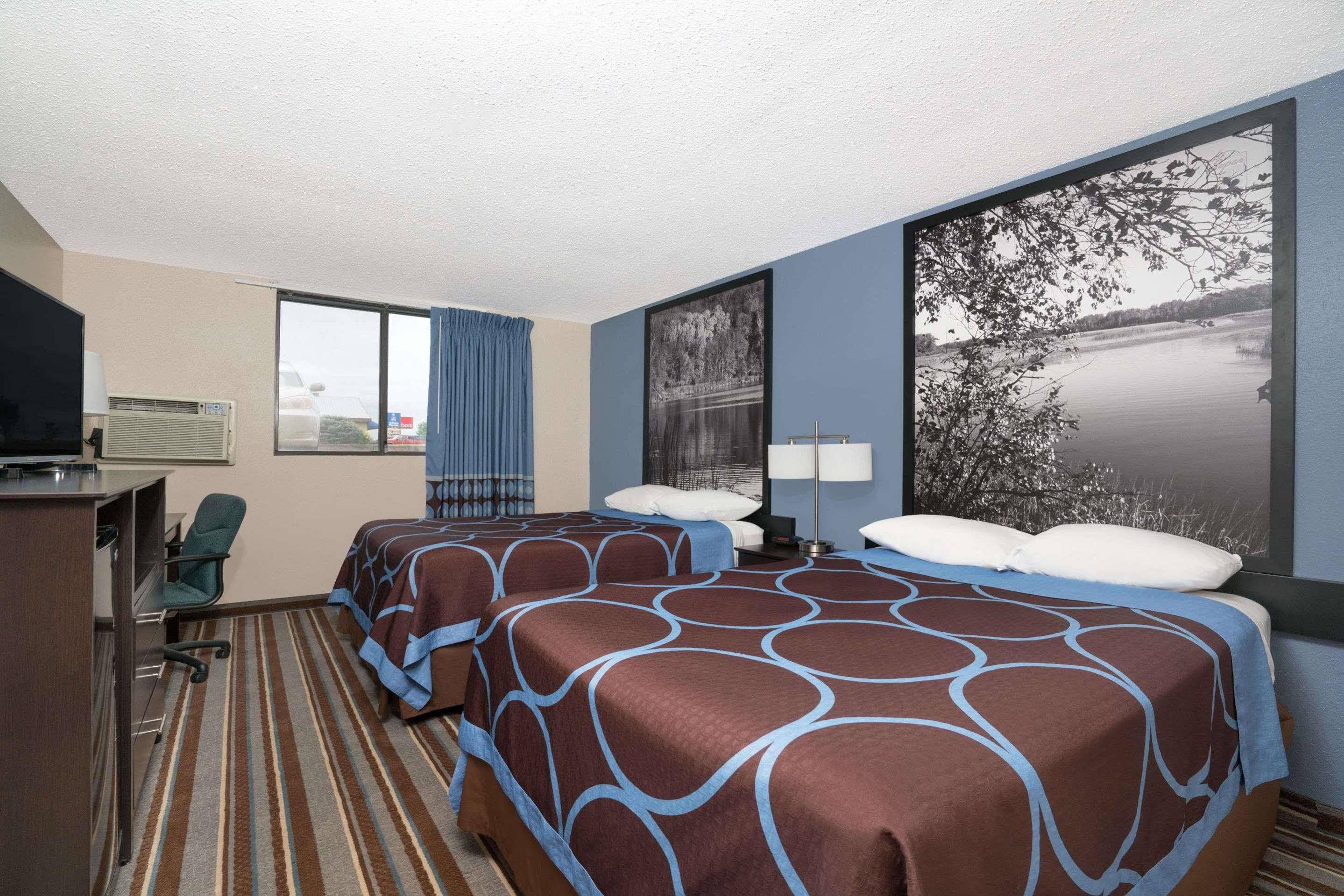 Hotel Super 8 By Wyndham Willmar Exteriér fotografie